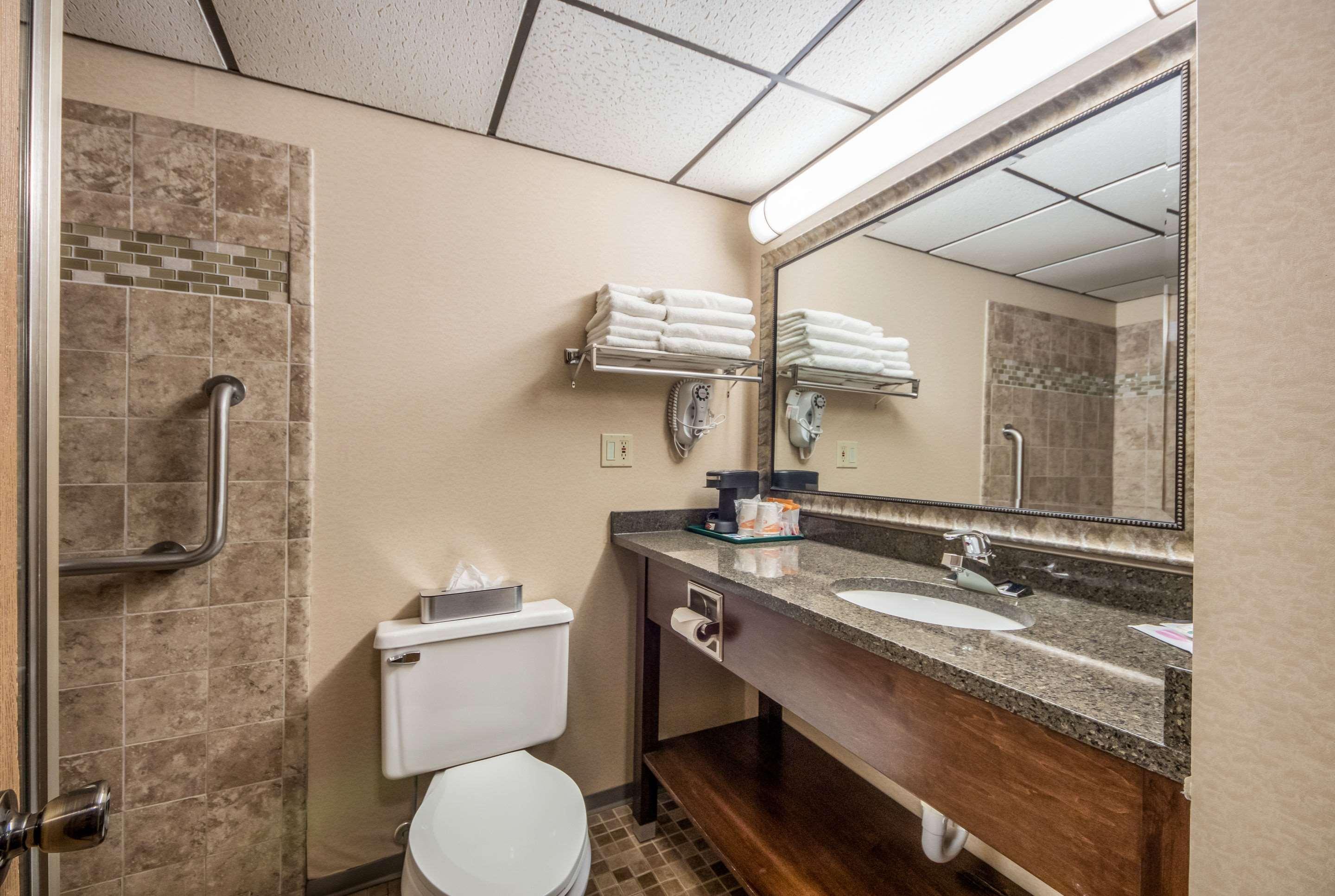 Quality Inn & Suites Newberry Екстериор снимка