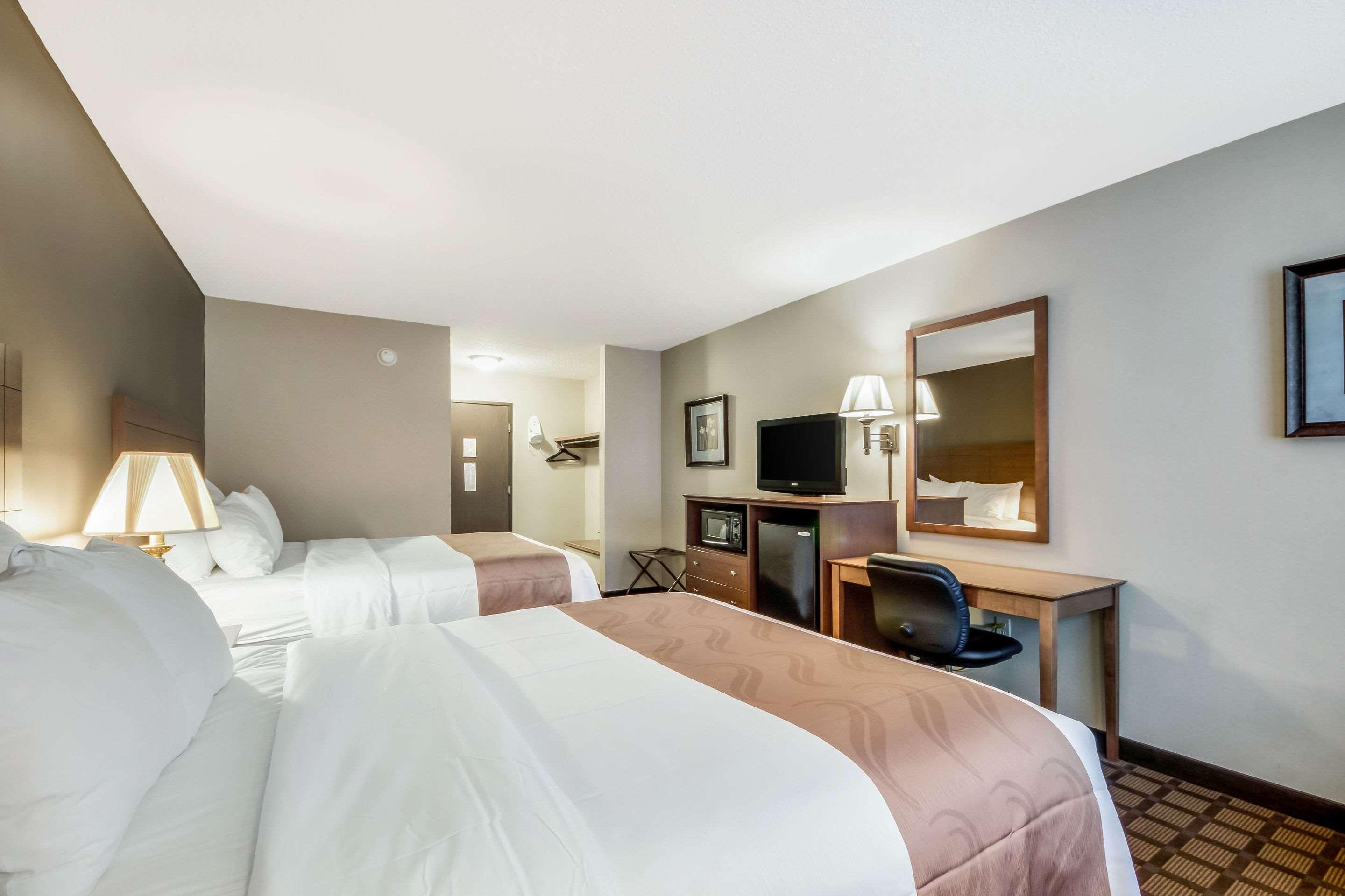 Quality Inn & Suites Newberry Екстериор снимка