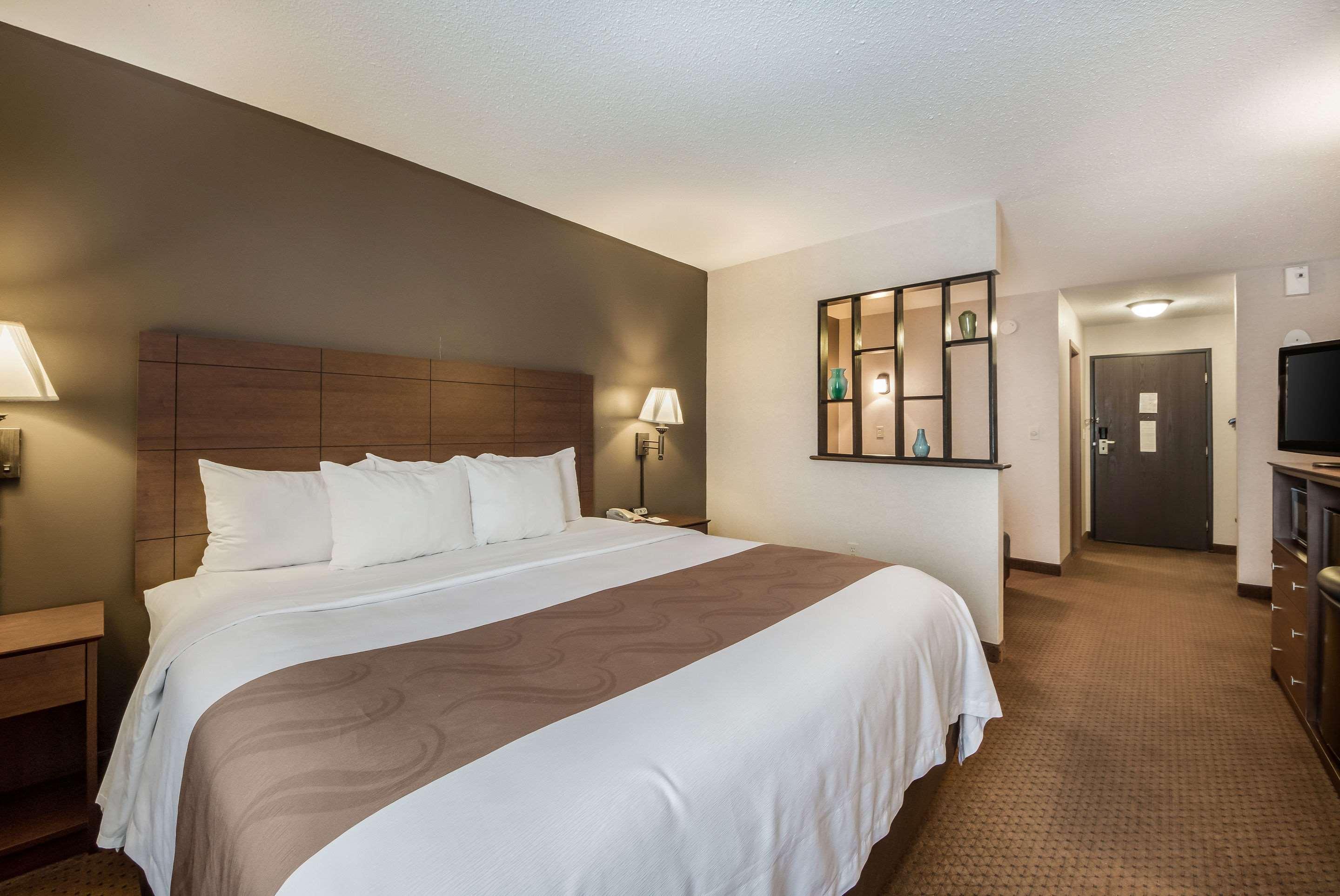 Quality Inn & Suites Newberry Екстериор снимка