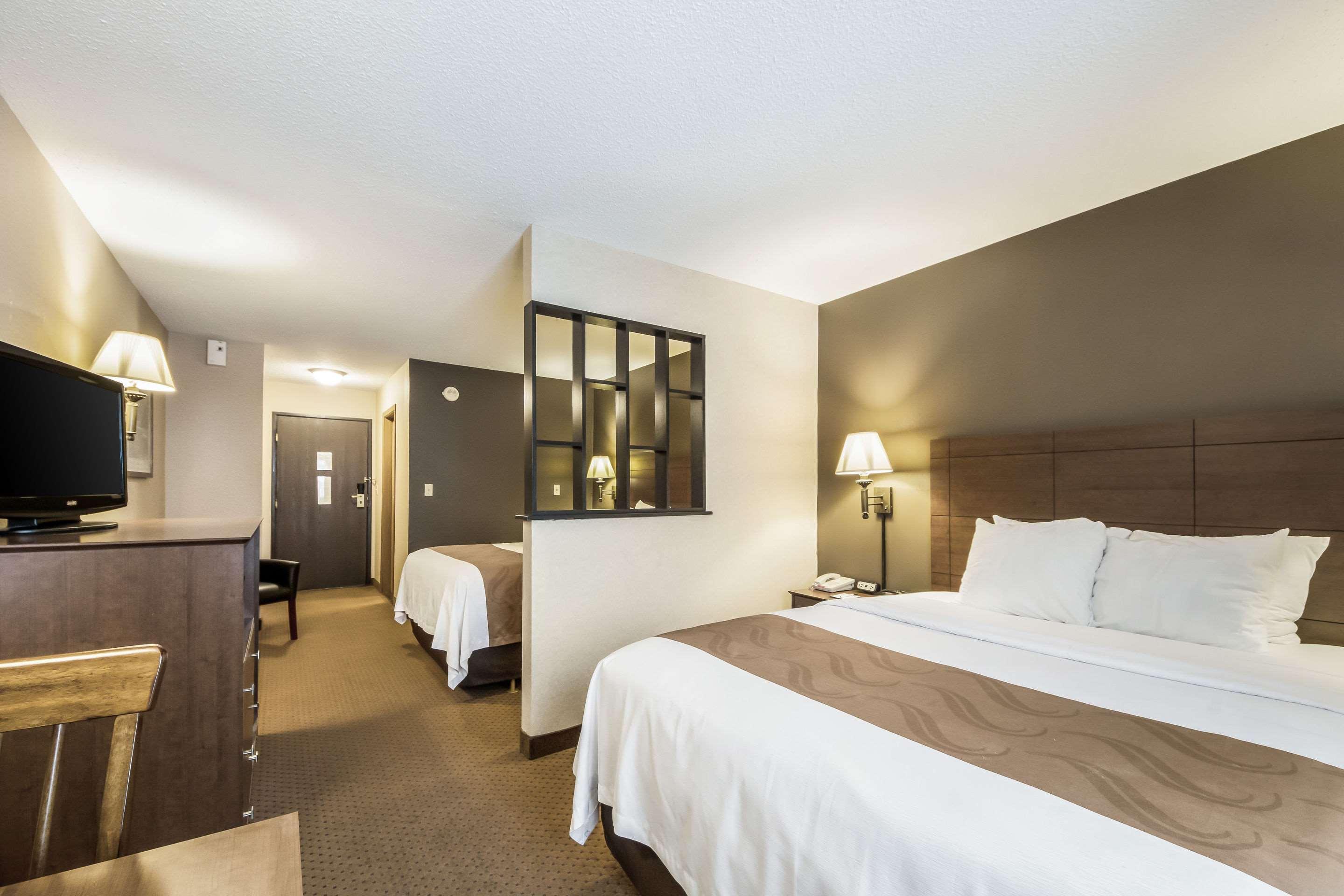 Quality Inn & Suites Newberry Екстериор снимка
